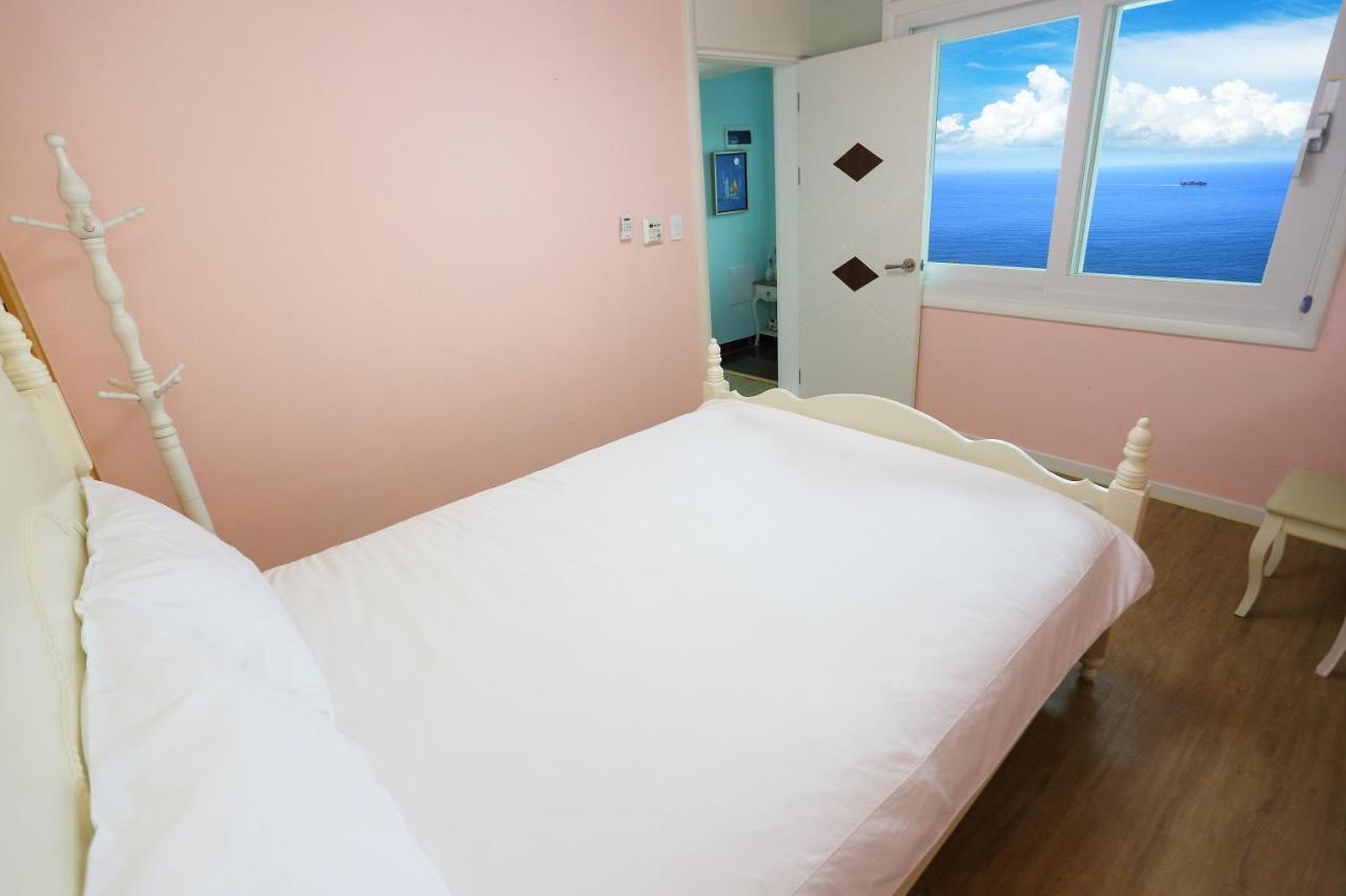 Montmartre Villa Namhae Exterior foto