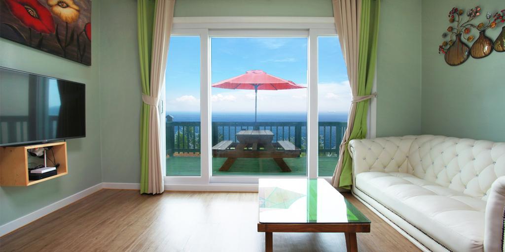 Montmartre Villa Namhae Exterior foto