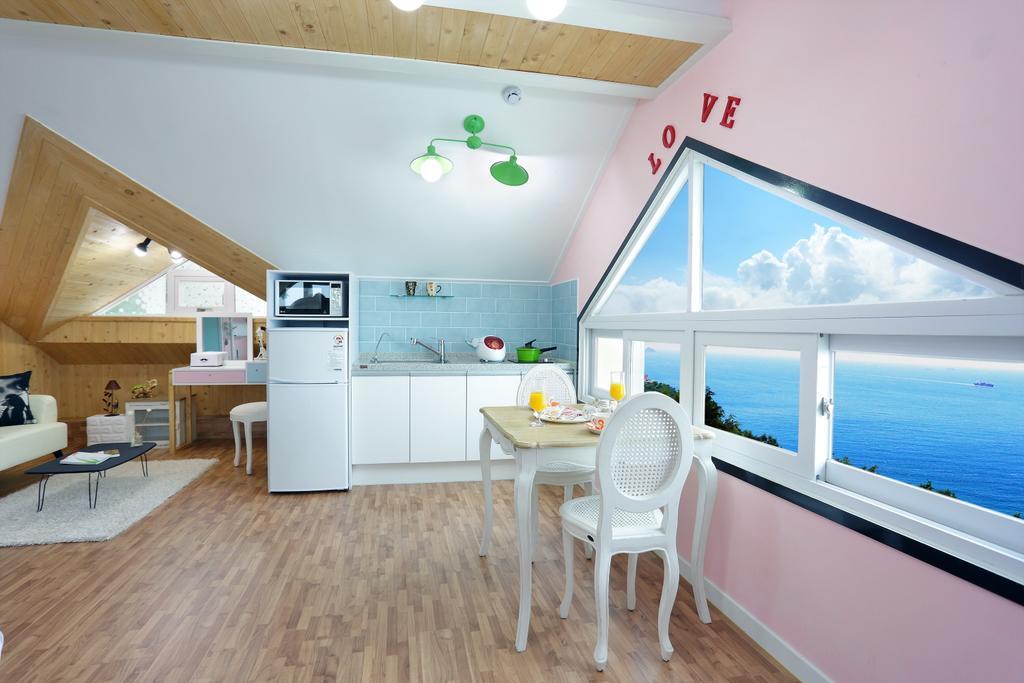 Montmartre Villa Namhae Exterior foto